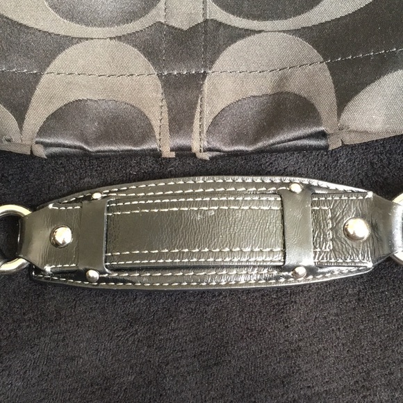 Coach Shoulder Bag - Picture 8 of 15